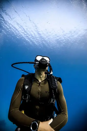 [107] PADI Dive Master